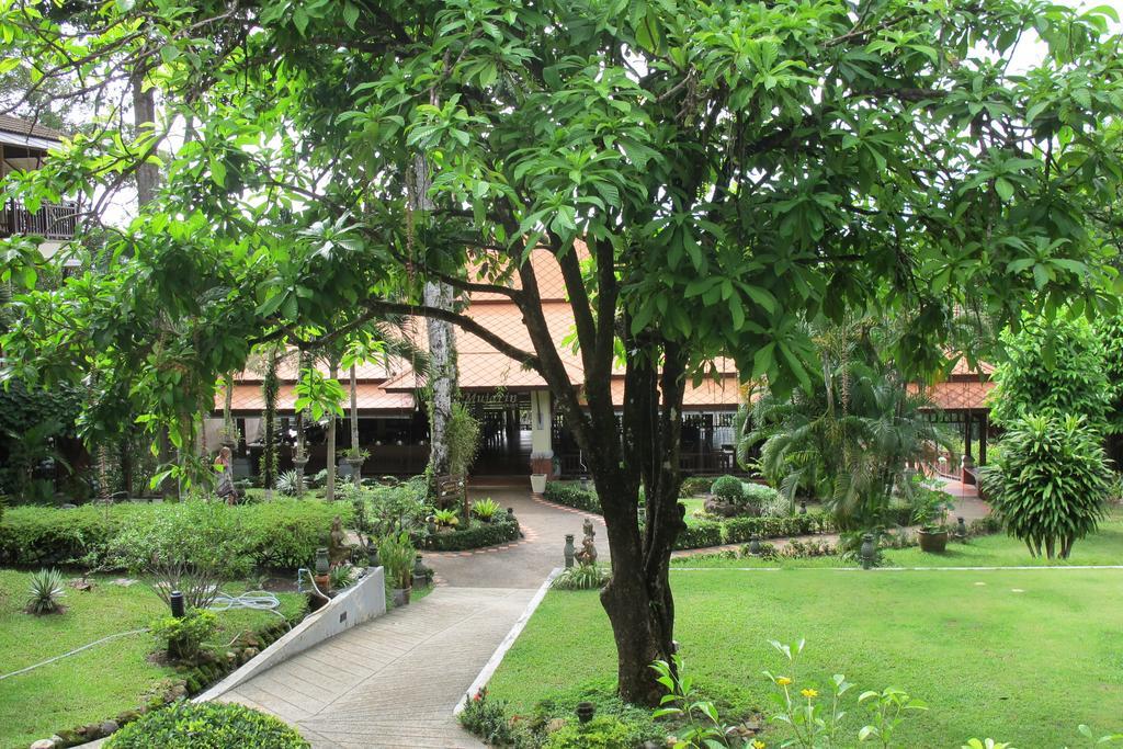 Khaolak Bayfront Resort Takuapa Esterno foto