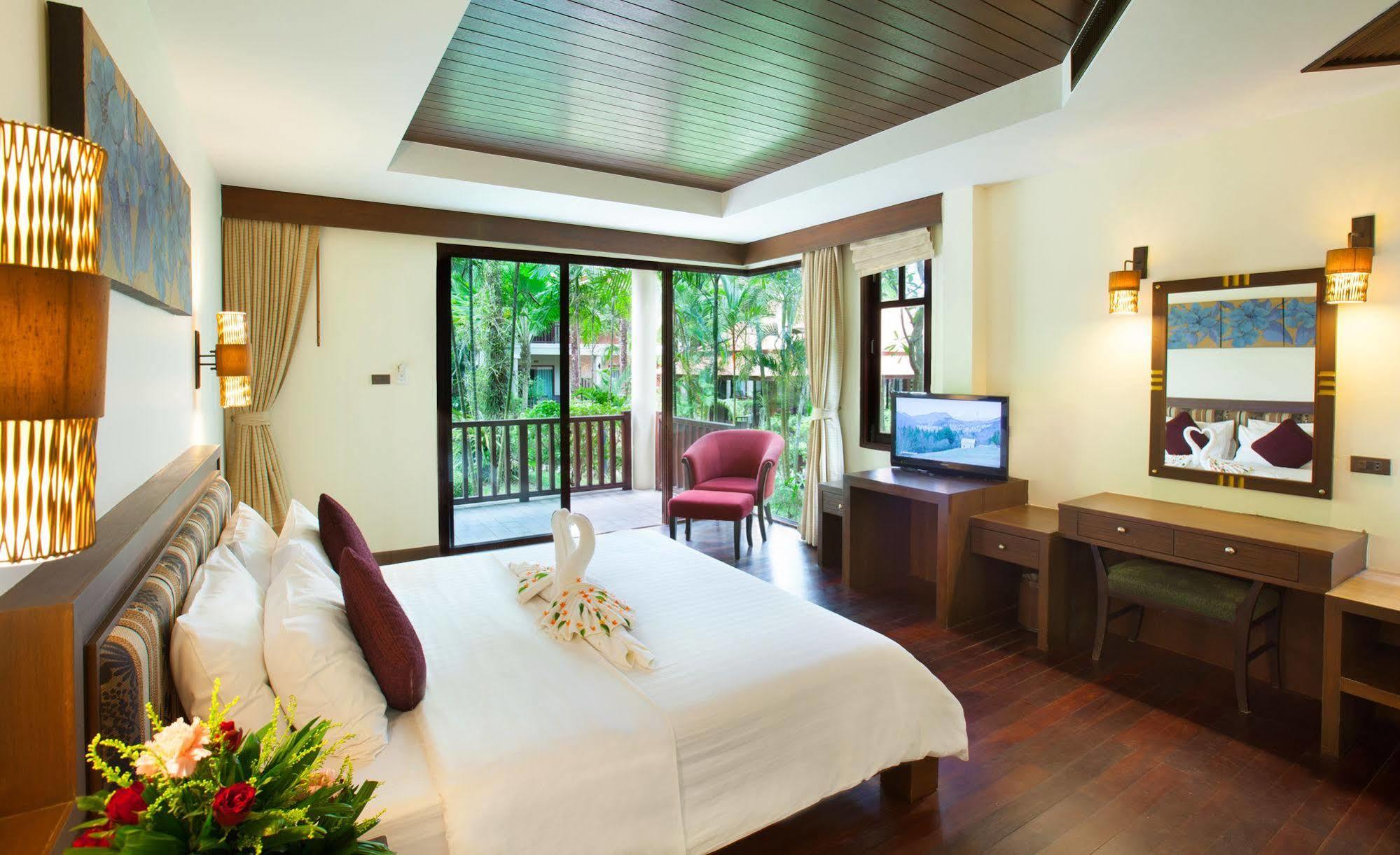 Khaolak Bayfront Resort Takuapa Esterno foto