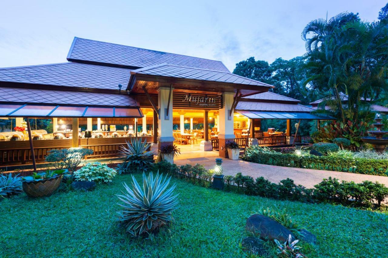 Khaolak Bayfront Resort Takuapa Esterno foto